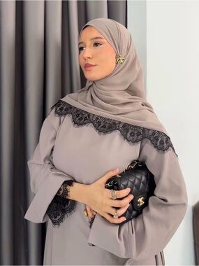 Two Piece Nida Abaya Set w/Lace Trim + Chiffon Shayla – Size Small – Modest Wear